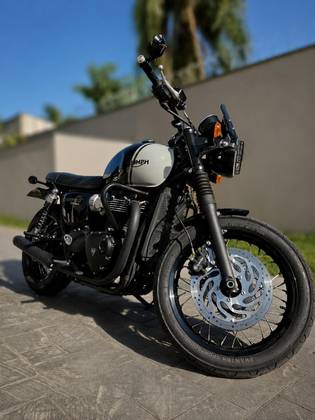 TRIUMPH BONNEVILLE T120 BLACK 1200 TRIUMPH BONNEVILLE T120 BLACK 1200